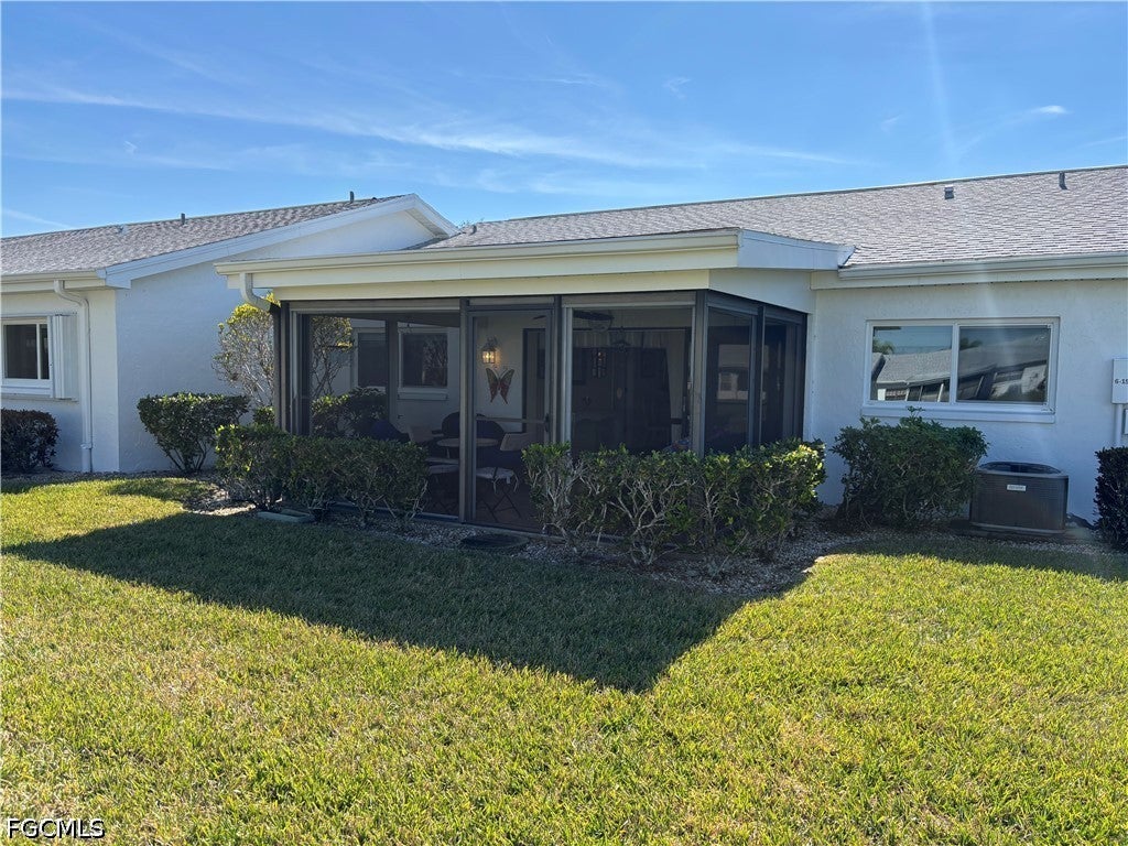 1515 Edgewater Cir, Fort Myers, FL 33919 photo