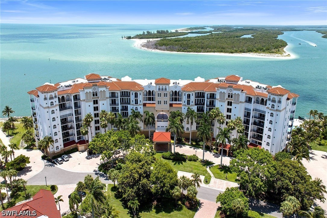 700 Lane Peninsula Boulevard 603, Naples, FL 34113