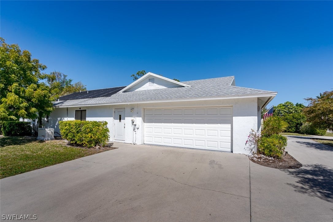 661 E Valley Dr, Bonita Springs, FL 34134 photo