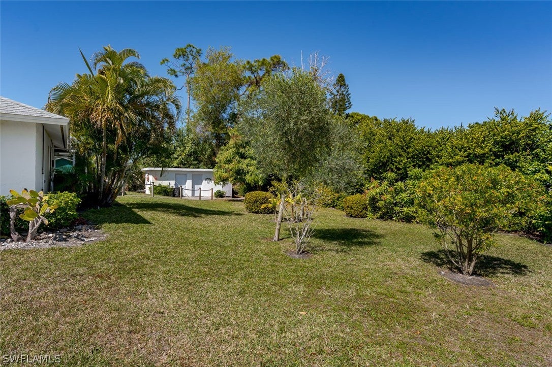661 E Valley Dr, Bonita Springs, FL 34134 photo