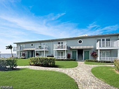 3334 Key Drive 8, North Fort Myers, FL 33903