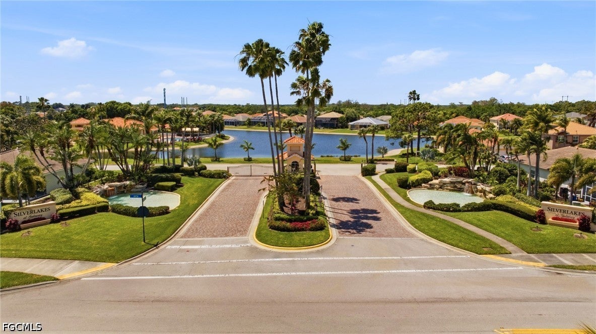 11117 Lakeland Cir, Fort Myers, FL 33913 photo