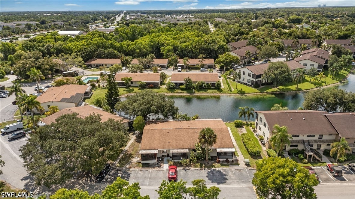 5227 Treetops Dr, Naples, FL 34113