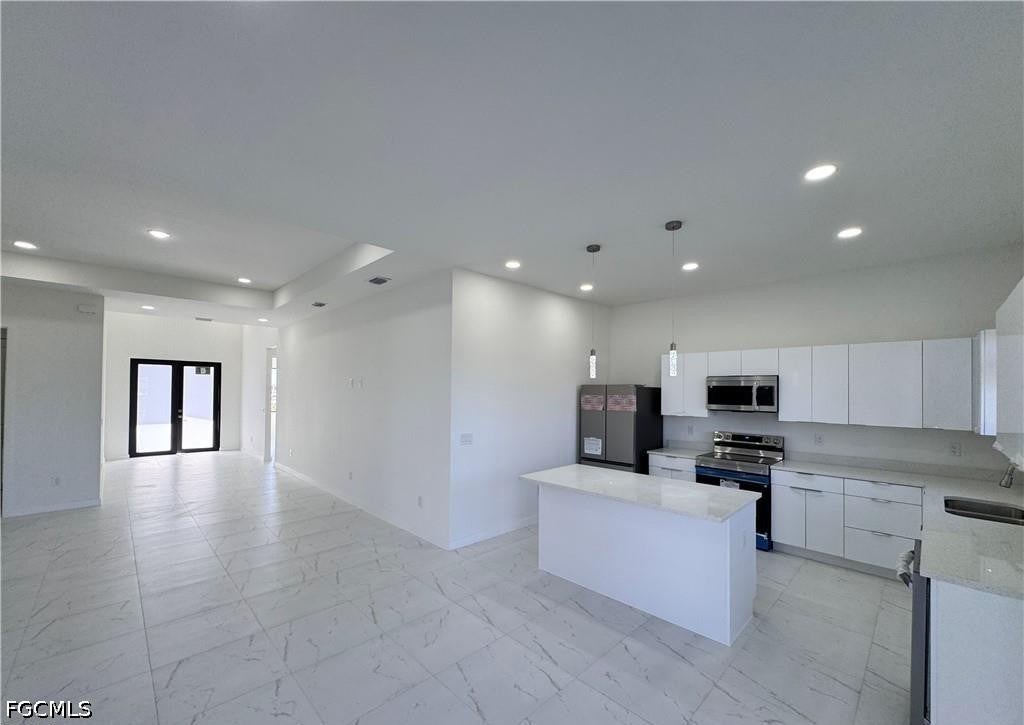 1027 Kismet Pkwy, Cape Coral, FL 33993 photo