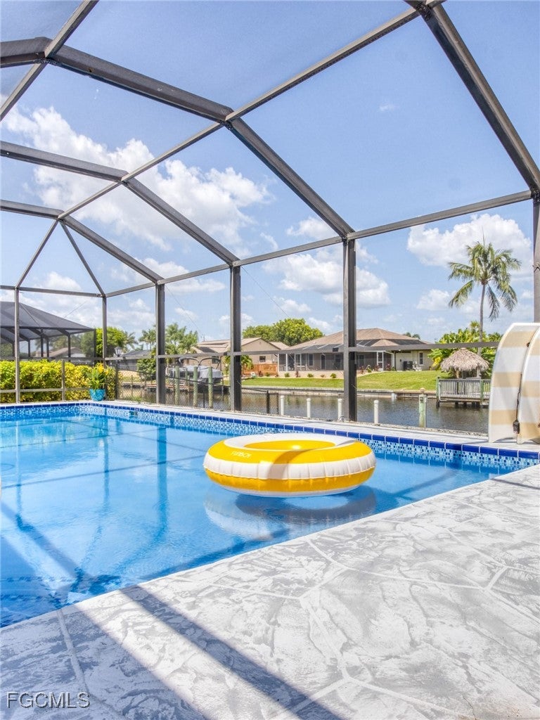 5233 SW 11 Ct, Cape Coral, FL 33914 photo