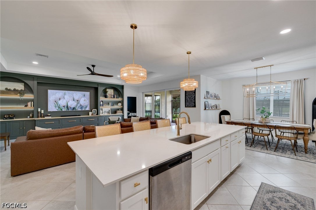 18890 Shimmer Dawn Ct, North Fort Myers, FL 33917 photo