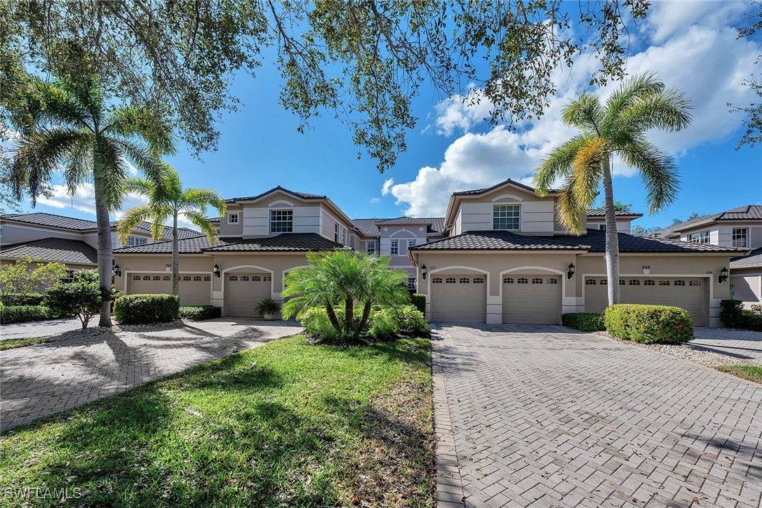 848 Regency Reserve Ct, Naples, FL 34119