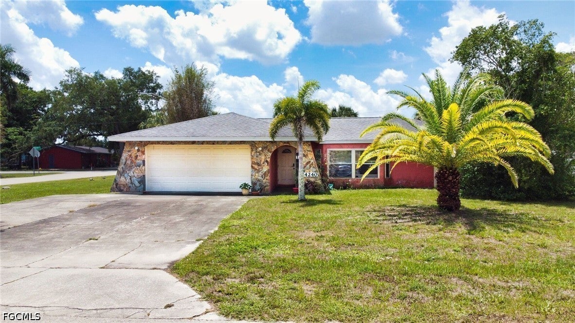 4240 Riverview Rd, Fort Myers, FL 33905 photo