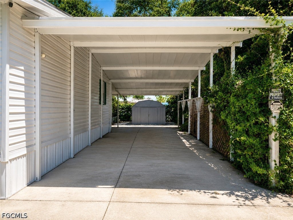 2501 Gail Helen Ct, North Fort Myers, FL 33917 photo
