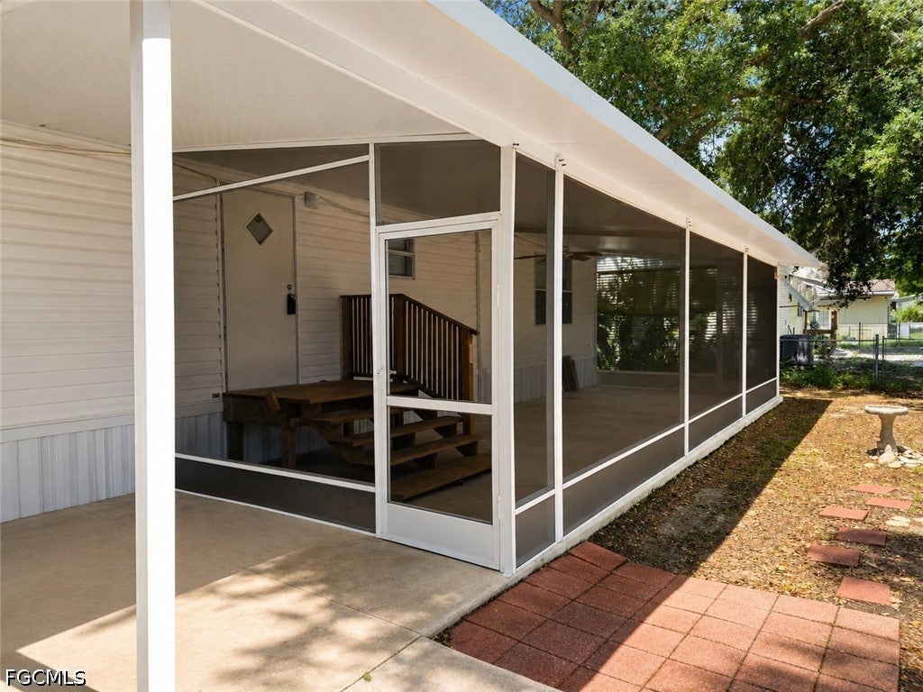 2501 Gail Helen Ct, North Fort Myers, FL 33917 photo