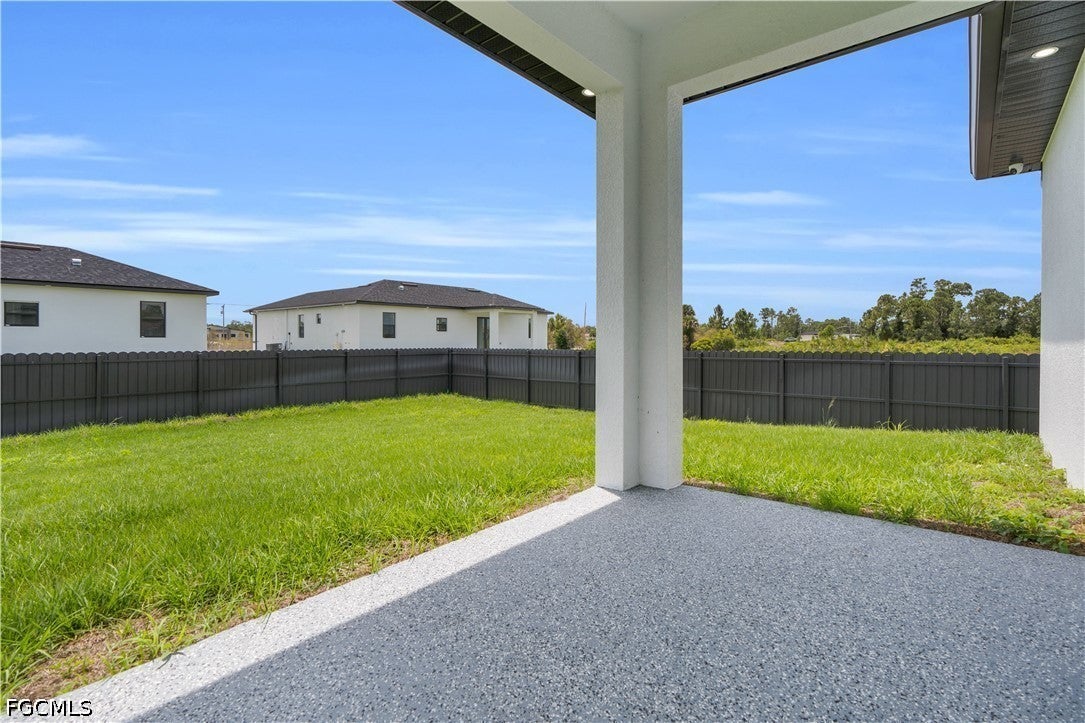 913 Mildred Ave, Lehigh Acres, FL 33974 photo