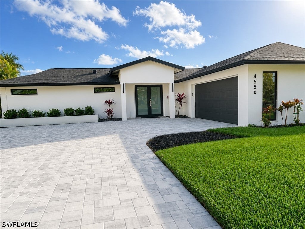 4556 Eagle Key Cir, Naples, FL 34112