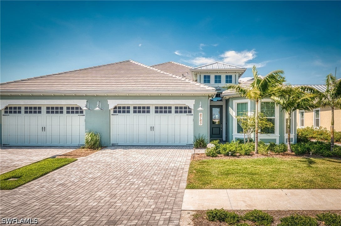 8785 Yucatan Ct, Naples, FL 34112