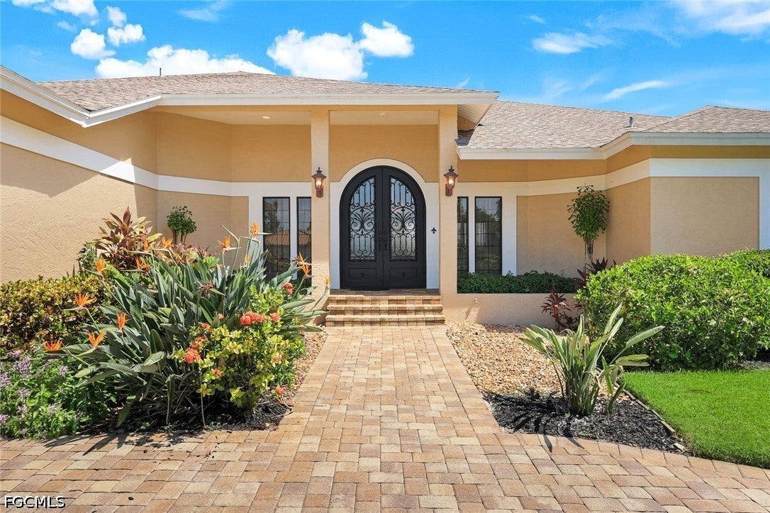 16111 Forest Oaks Dr, Fort Myers, FL 33908 photo
