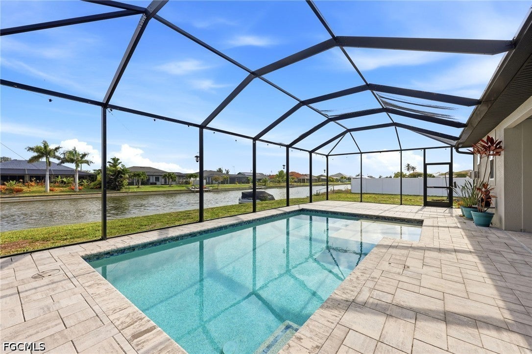 212 SW 20 St, Cape Coral, FL 33991 photo