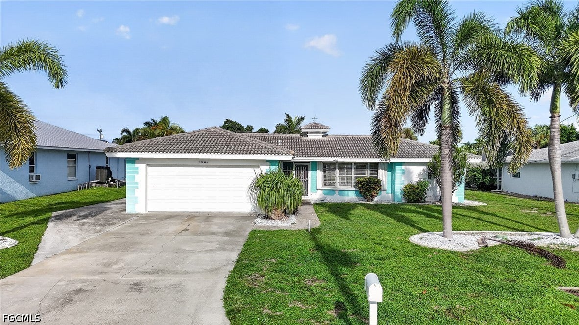 5351 De Monte Ct, Cape Coral, FL 33904 photo