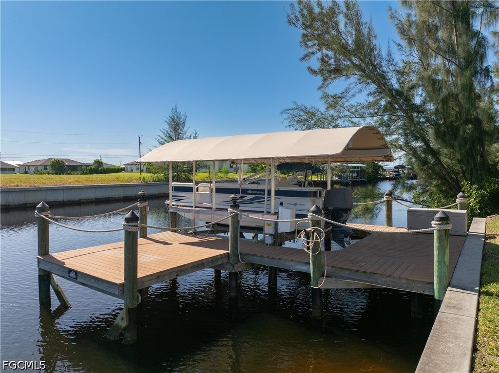 1633 NW 39 Ave, Cape Coral, FL 33993 photo