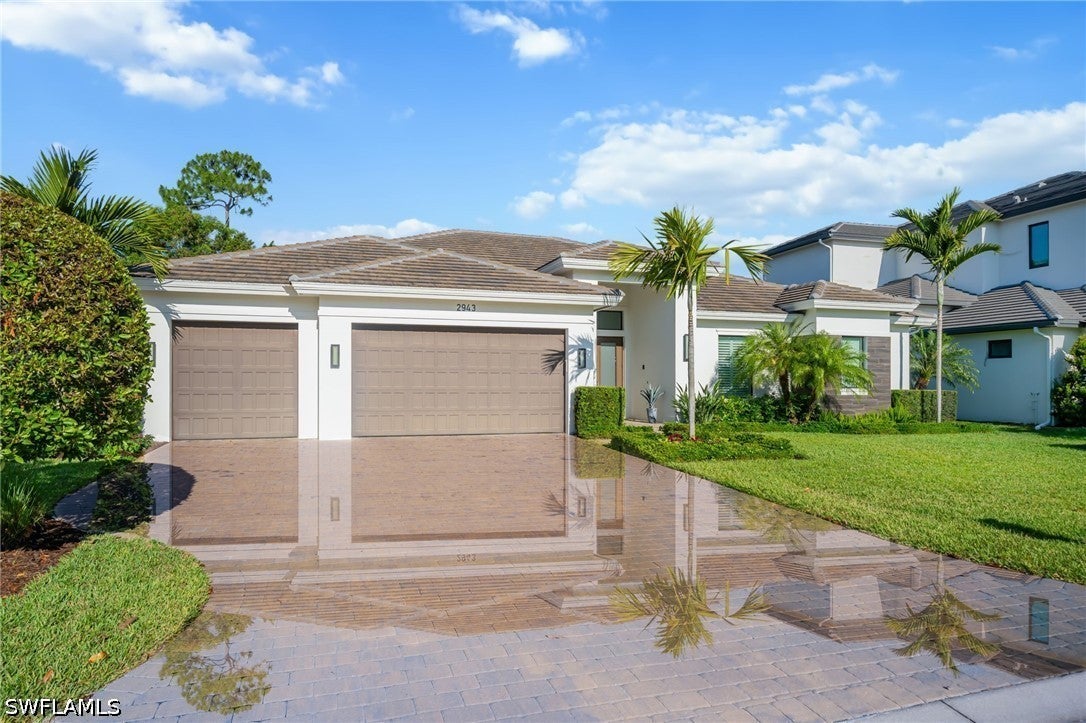 2943 Coco Lake Dr, Naples, FL 34105 photo