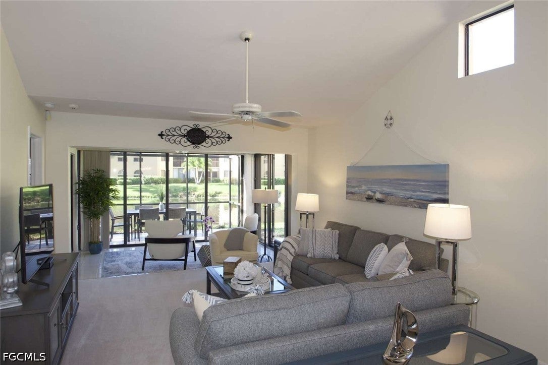 547 Beachwalk Cir, Naples, FL 34108 photo