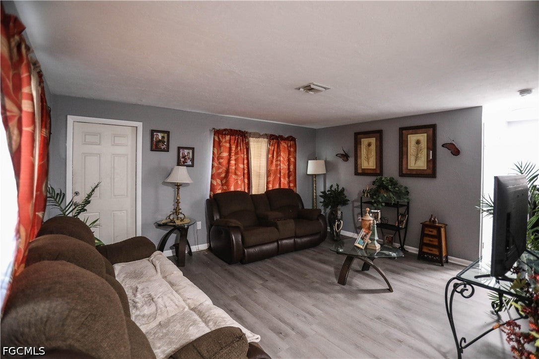 2406 Linhart Ave, Fort Myers, FL 33901 photo