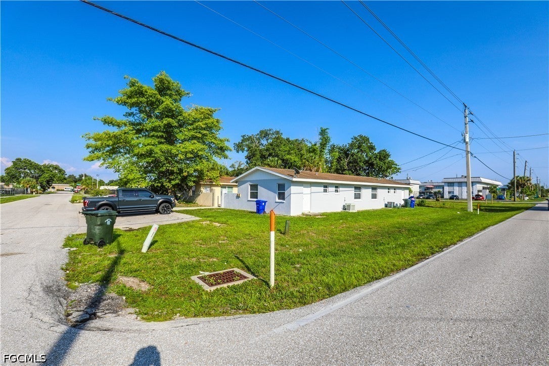 2406 Linhart Ave, Fort Myers, FL 33901 photo