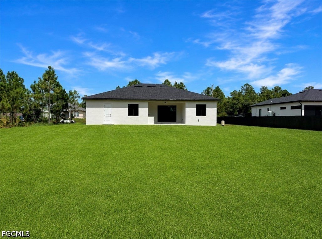 919 Hibiscus Ave, Lehigh Acres, FL 33972 photo
