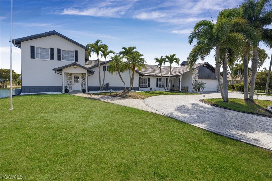 29 SE 10 Ave, Cape Coral, FL 33990 photo