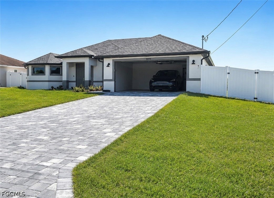 1008 NW 12 Ave, Cape Coral, FL 33993 photo