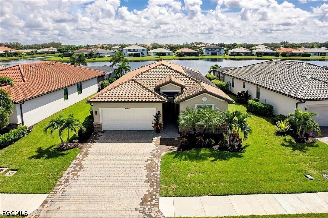 11921 Arbor Trace Dr, Fort Myers, FL 33913 photo