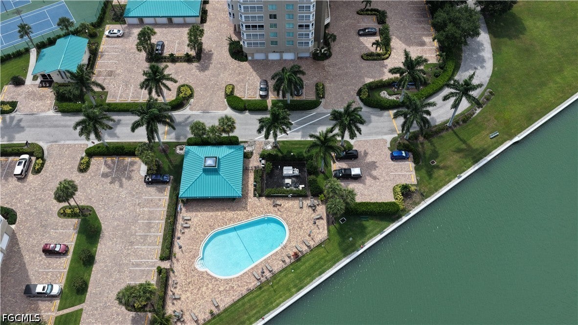 21 Bluebill Ave #303, Naples, FL 34108 photo