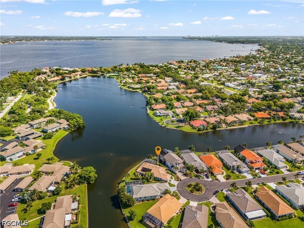 9860 Mainsail Ct, Fort Myers, FL 33919 photo