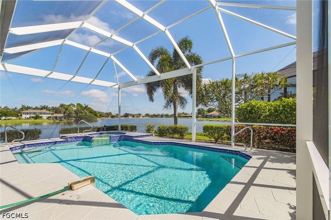9860 Mainsail Ct, Fort Myers, FL 33919 photo