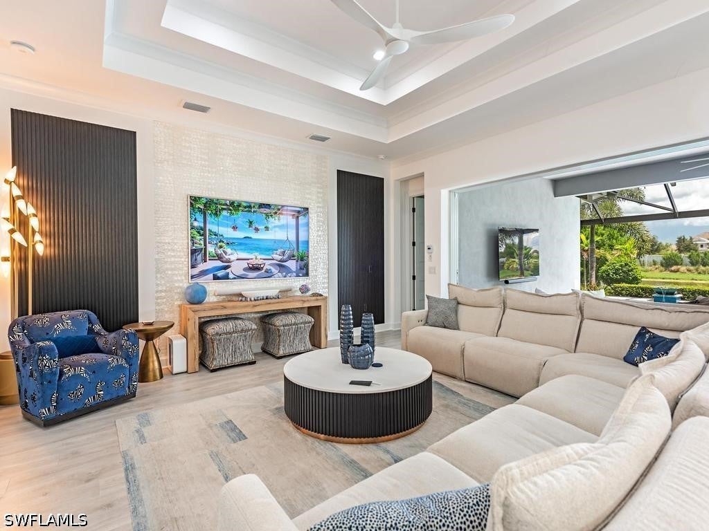 8870 Calypso Ct, Naples, FL 34112 photo