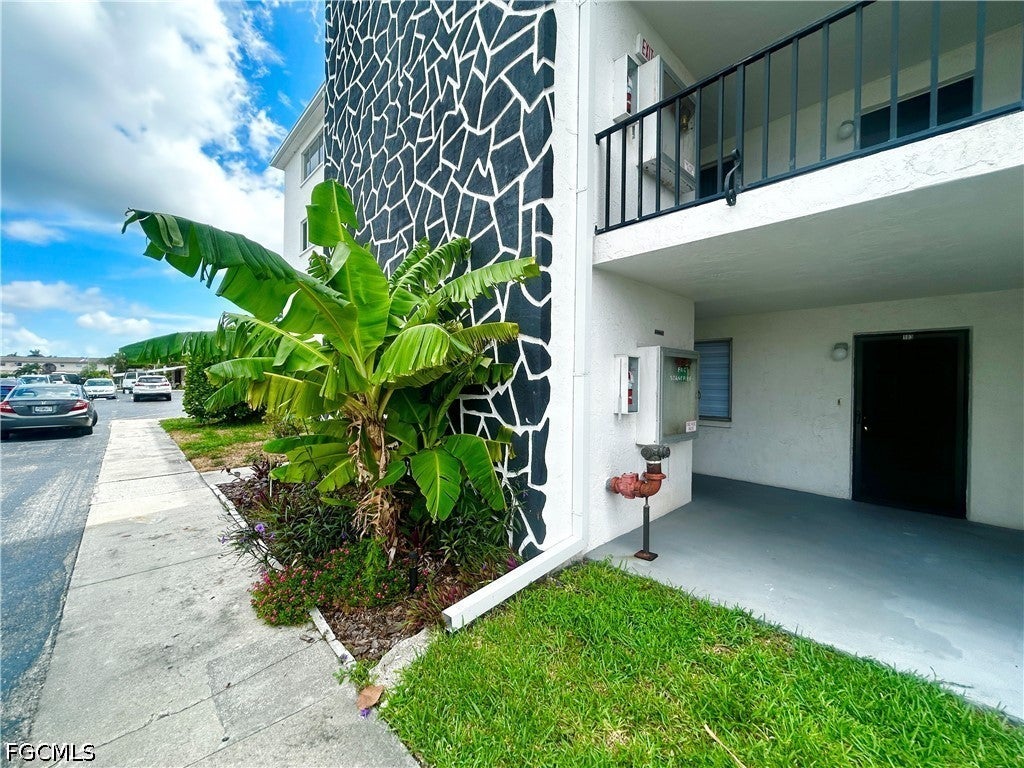 4906 Victoria Dr #103, Cape Coral, FL 33904 photo