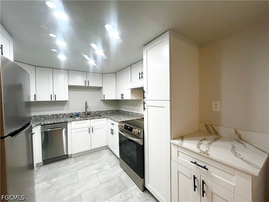4906 Victoria Dr #103, Cape Coral, FL 33904 photo
