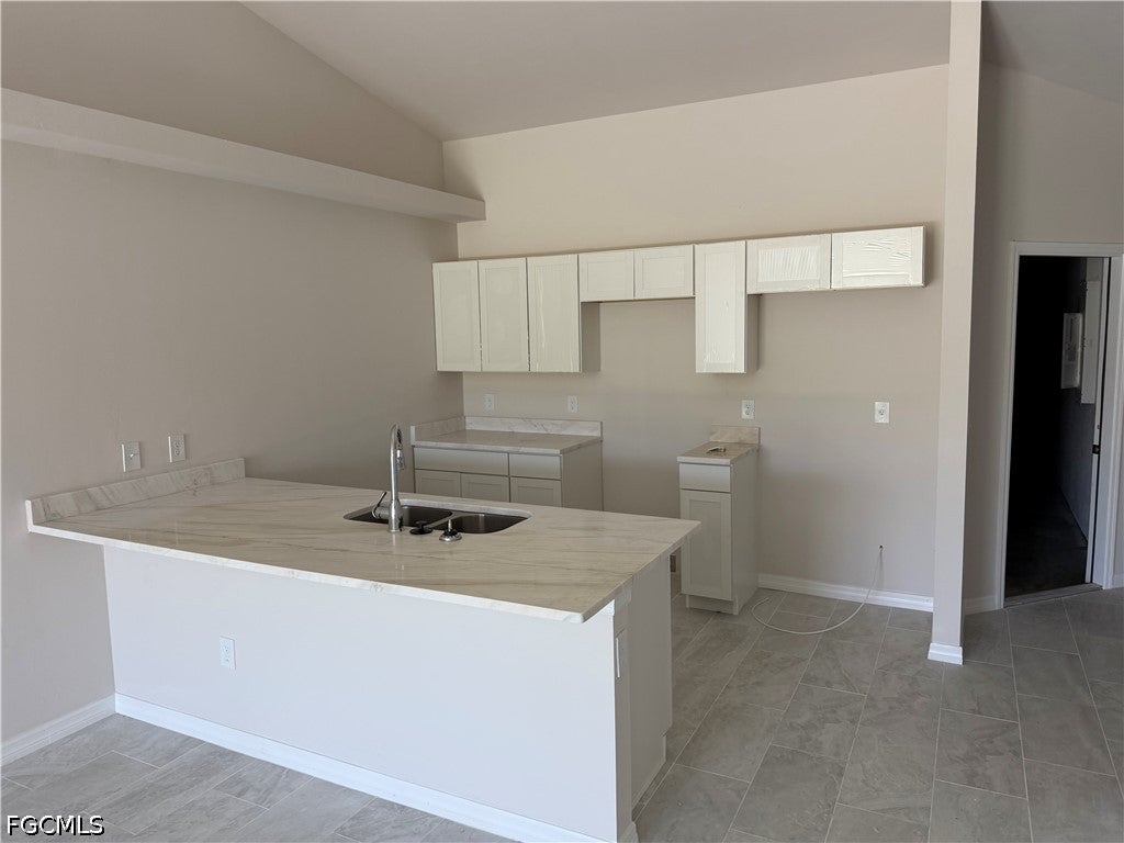 703 SE 8 St, Cape Coral, FL 33990 photo