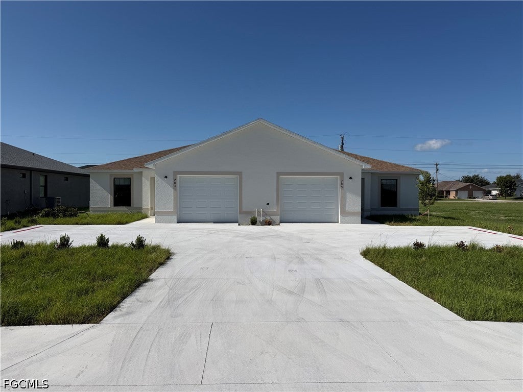 703 SE 8 St, Cape Coral, FL 33990 photo