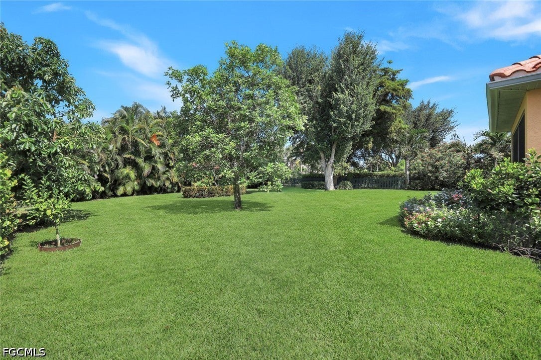 9830 Mar Largo Cir, Fort Myers, FL 33919 photo
