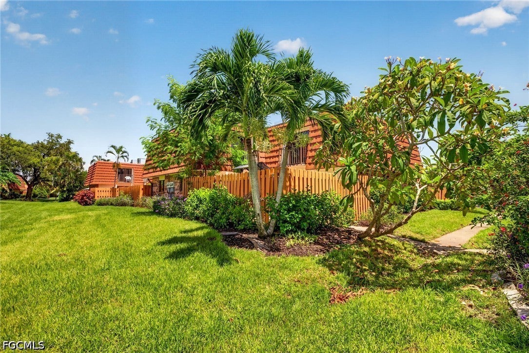 1448 Park Shore Circle 2, Fort Myers, FL 33901 photo