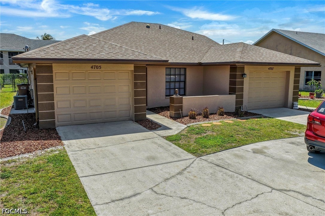 4707 SW 8 Pl, Cape Coral, FL 33914 photo