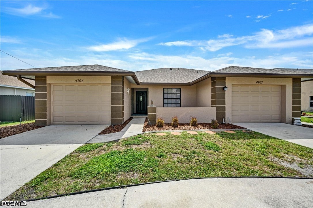 4707 8 Pl, Cape Coral, FL 33914