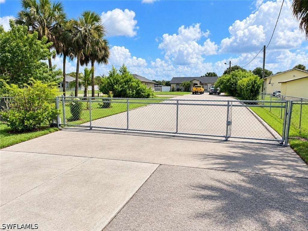 3180 Everglades Blvd, Naples, FL 34117