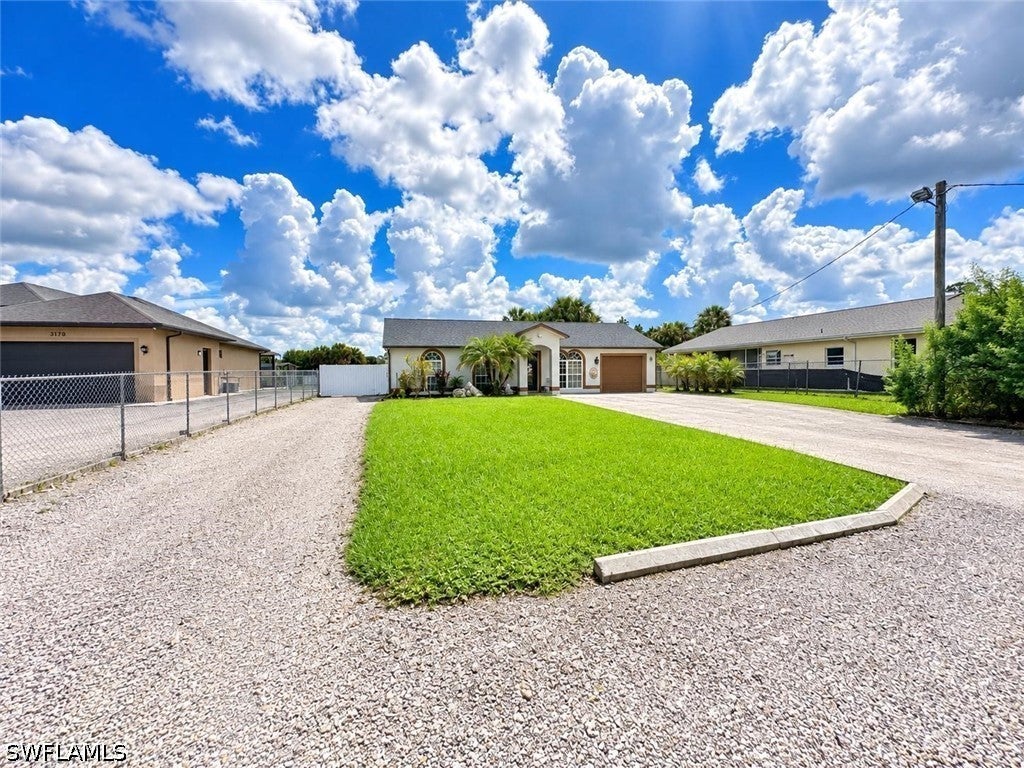 3180 Everglades Blvd, Naples, FL 34117 photo