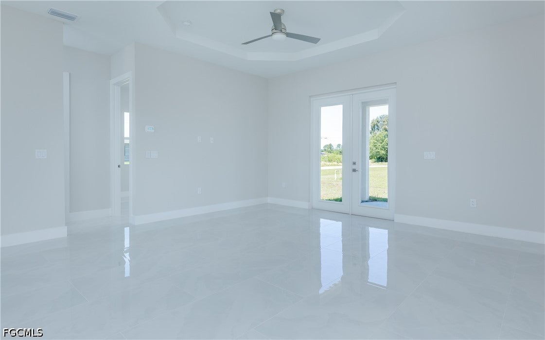 423 Yolanda St, Lehigh Acres, FL 33972 photo
