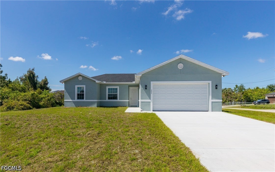 423 Yolanda St, Lehigh Acres, FL 33972 photo