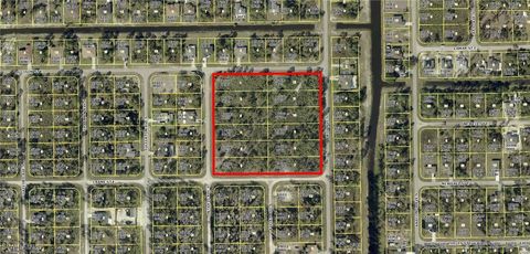  in Lehigh Acres FL 827 Ontario Avenue.jpg