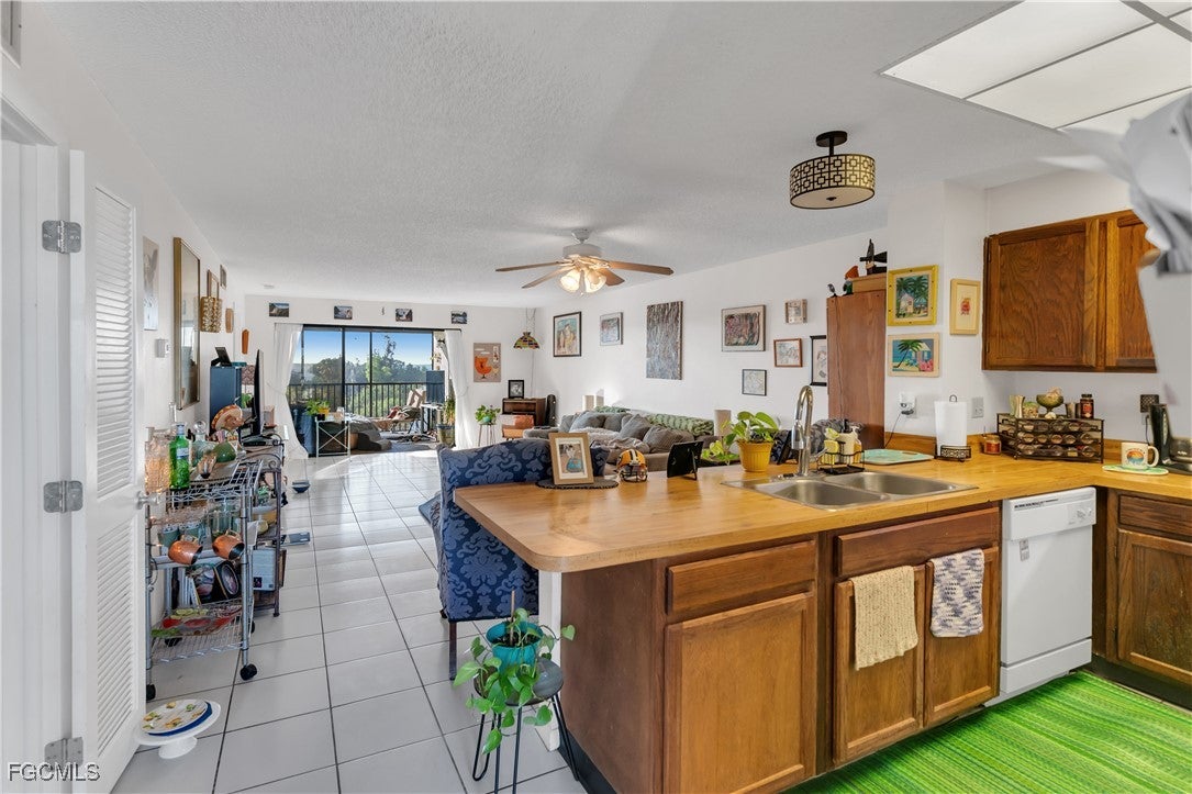North Fort Myers, FL, 33903 photo