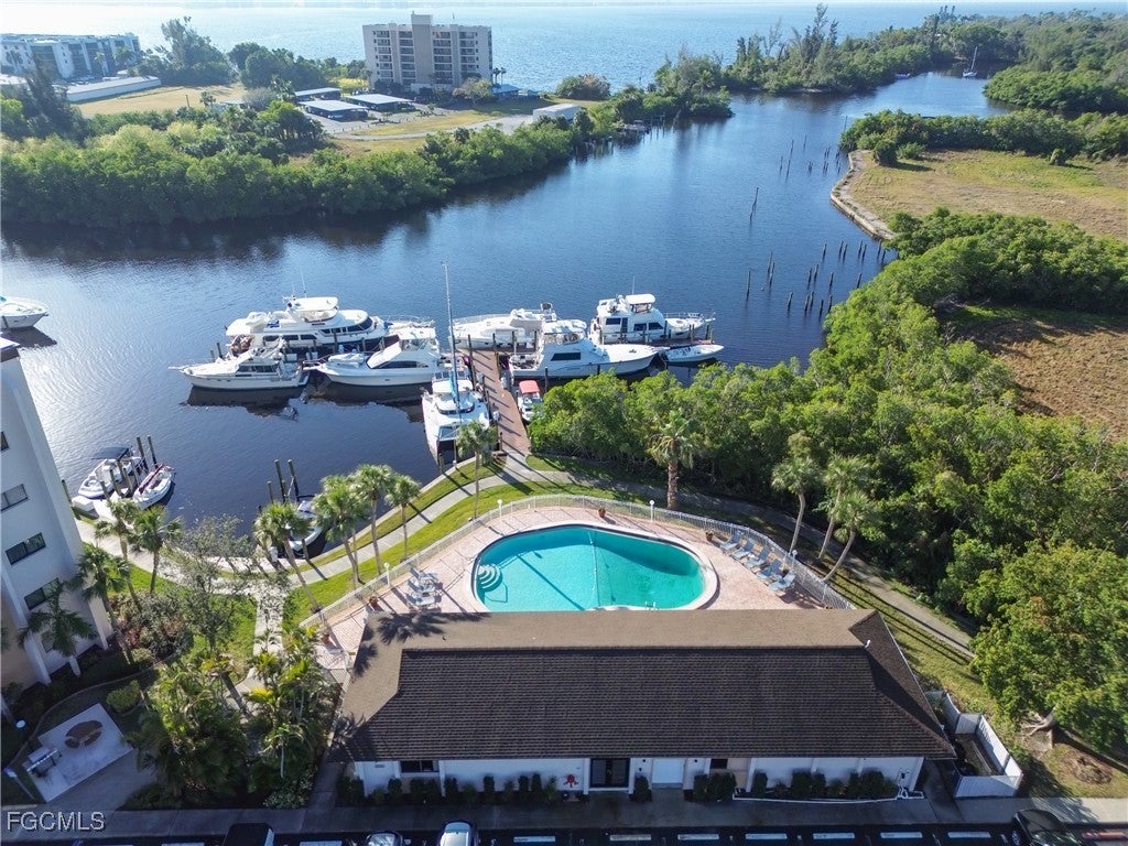 North Fort Myers, FL, 33903 photo