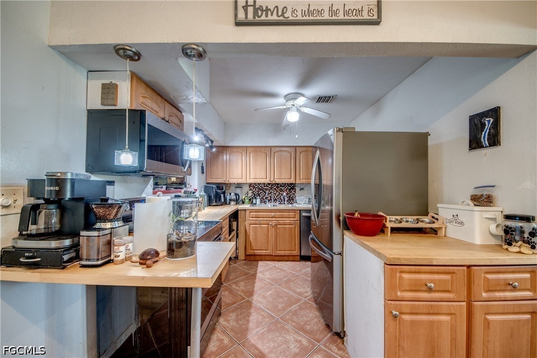 101 Powell Creek Cir, North Fort Myers, FL 33917 photo