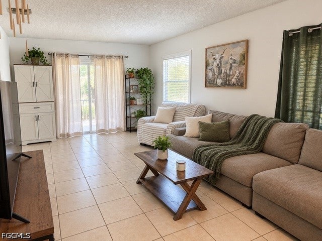 1017 SE 39 Terrace, Cape Coral, FL 33904 photo